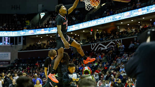 Bass Pro Tournament of Champions Missouri boys basketball dunk contest January 13 2024 Nate Latsch 25460